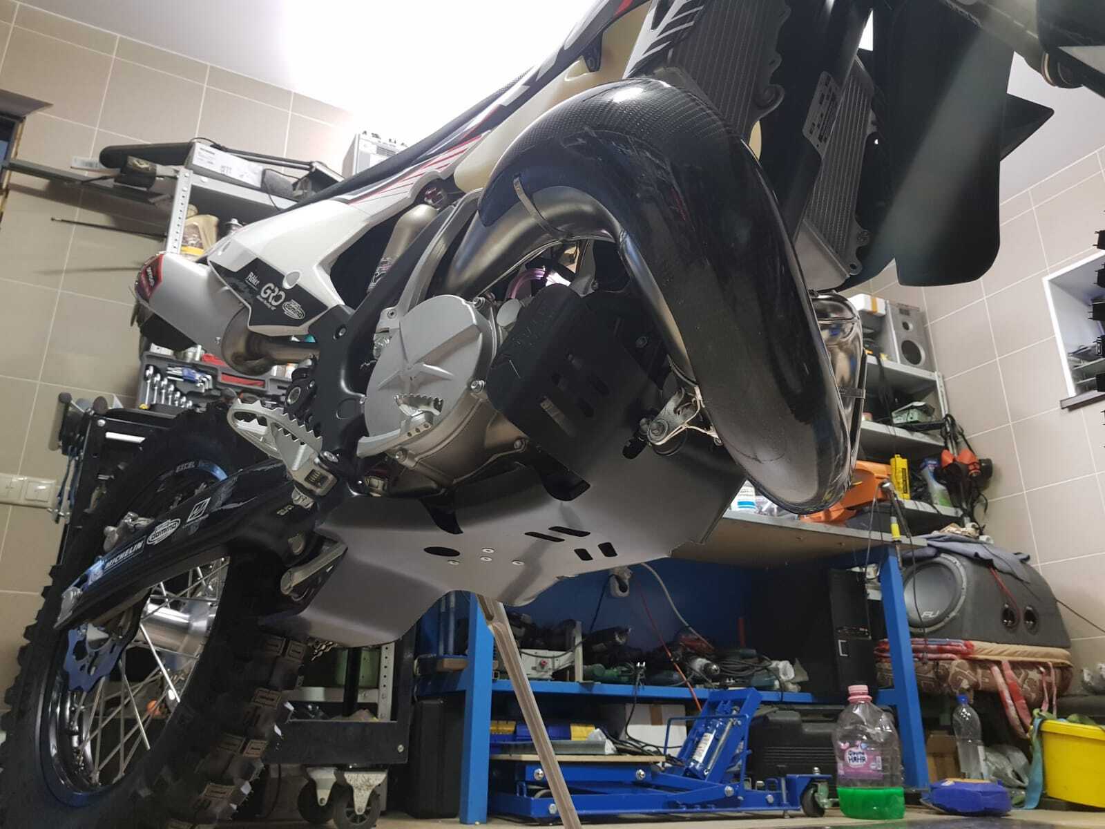 Skid Plate for GasGas EC 250-300 2018-2020 - Image 4